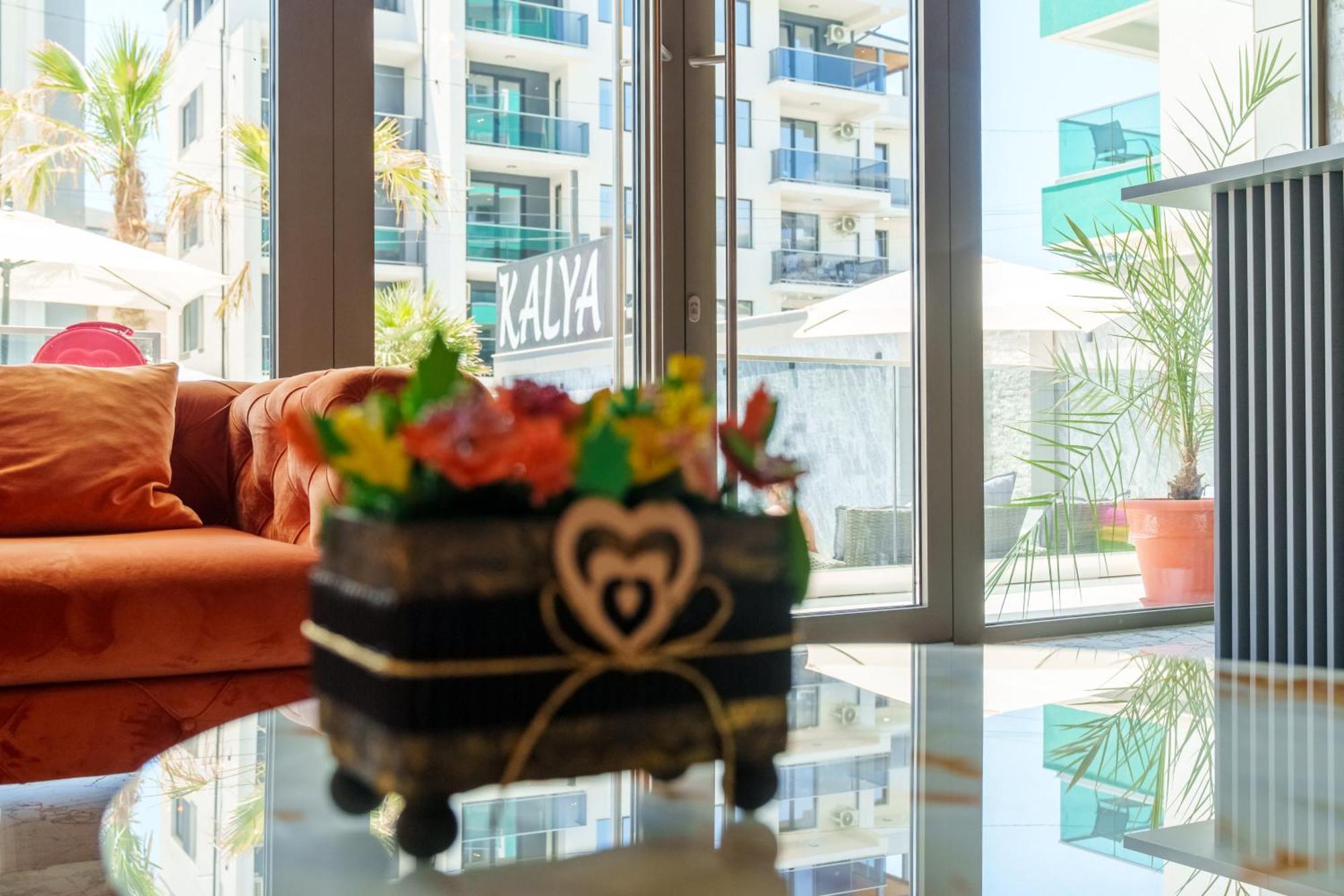 Hotel Kalya Năvodari Екстериор снимка
