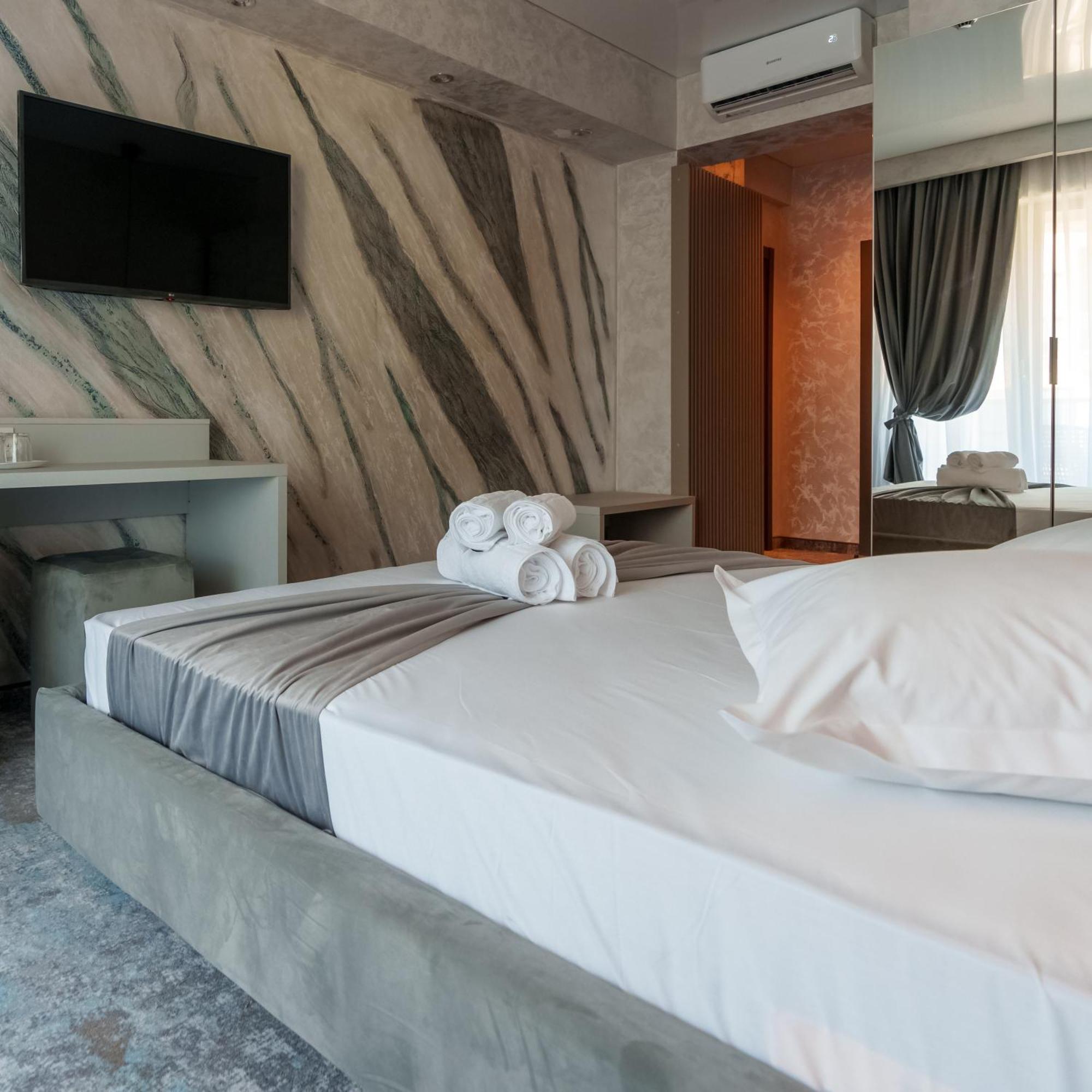 Hotel Kalya Năvodari Екстериор снимка